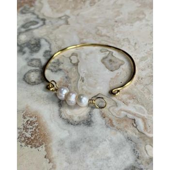 Beautiful Handmade Pearl Bracelet