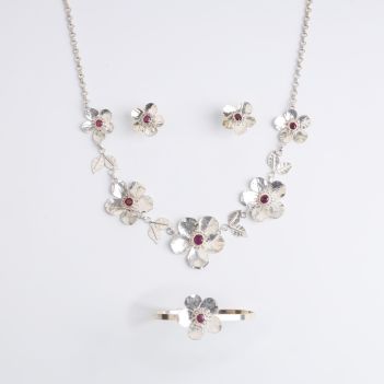 Sadaf Silver Floral Design Set with Natural Ruby Stones